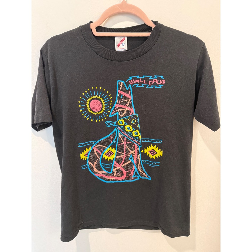 Vintage 80s Jerzees Wall Drug Coyote Neon Graphic T-Shirt Medium